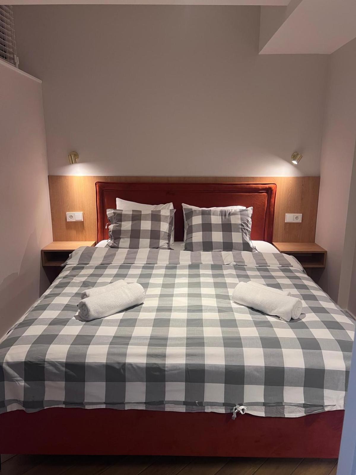 סופוט Costa Apartments מראה חיצוני תמונה